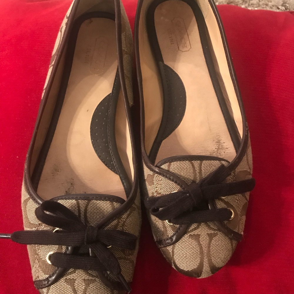 COACH Signature Classic Ballet Flat